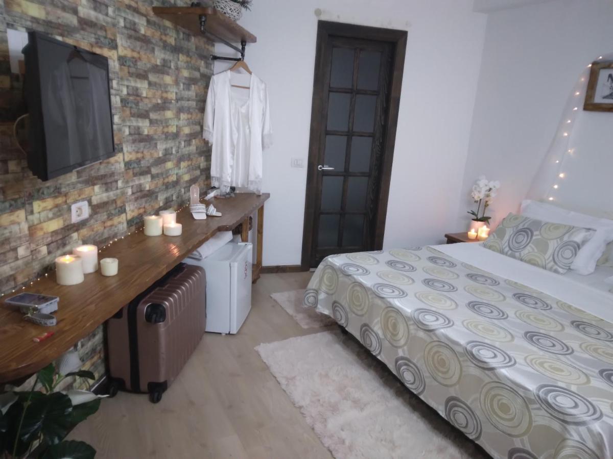 Hotel Omer Berat Exterior foto