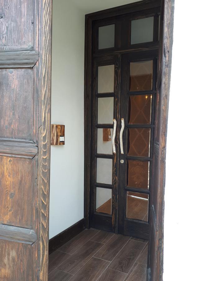 Hotel Omer Berat Exterior foto